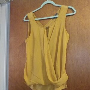 Suzy Shier Golden Blouse Tank Top Size Small